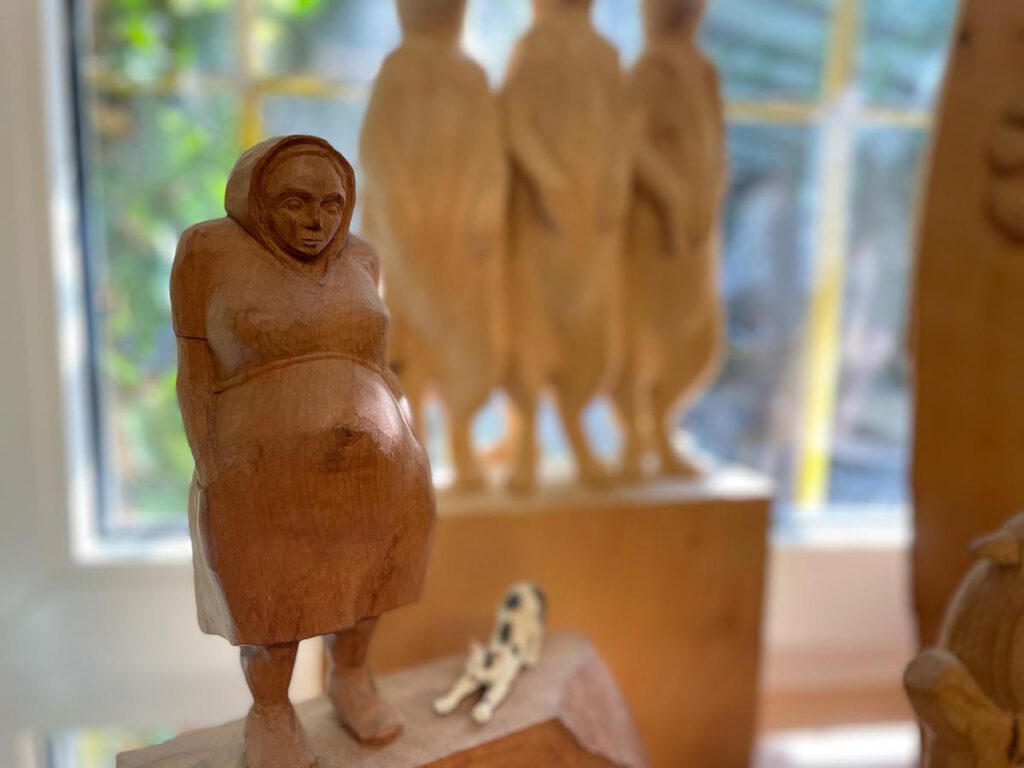 Stilleben einer Frauenfigur im Atelier Tonga München.